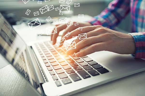 EASY WAYS TO INCREASE WEBSITE TRAFFIC EMAILS FLOATING OUT OF LAPTOP